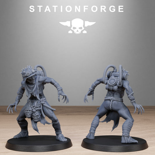 Corrupted Guard Butchers Resin Miniature Figure alternate view 2
