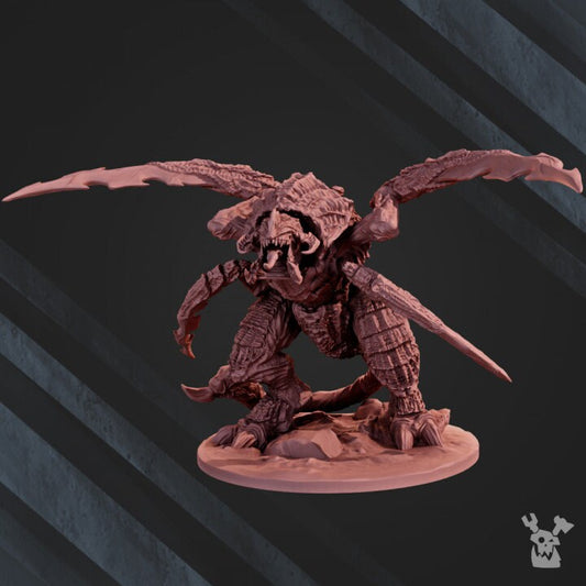 Hive King Resin Boss Miniature - DakkaDakka Miniatures alternate view 2