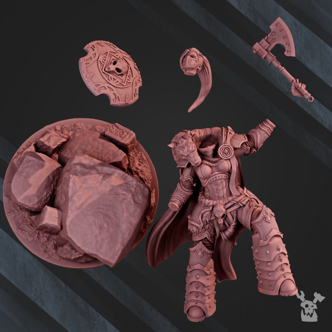 Wolf Queen Resin Boss Miniature alternate view 4