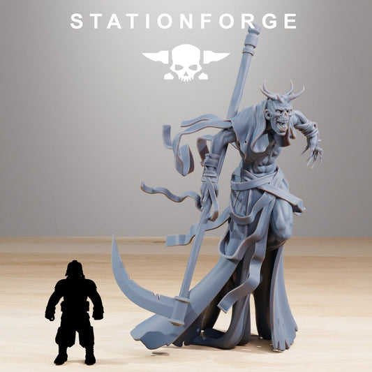 Astronet Void Deity Resin Miniature Figure alternate view 2