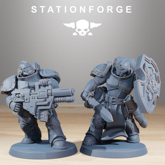 Socratis Knights Resin Miniature Figure alternate view 2