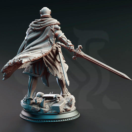 Cursed Paladin of Vengeance Resin Miniature Figure alternate view 2