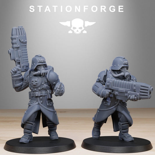 GrimGuard Bombardiers Resin Miniature Figure alternate view 2