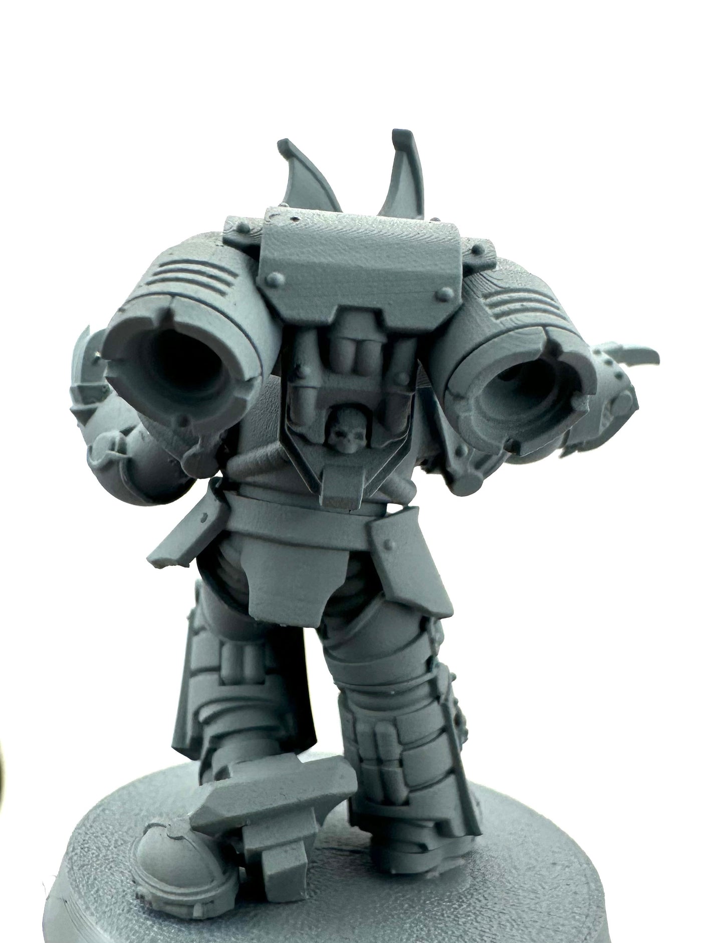 Noctis Horror Justicar Resin Boss Miniature alternate view 4