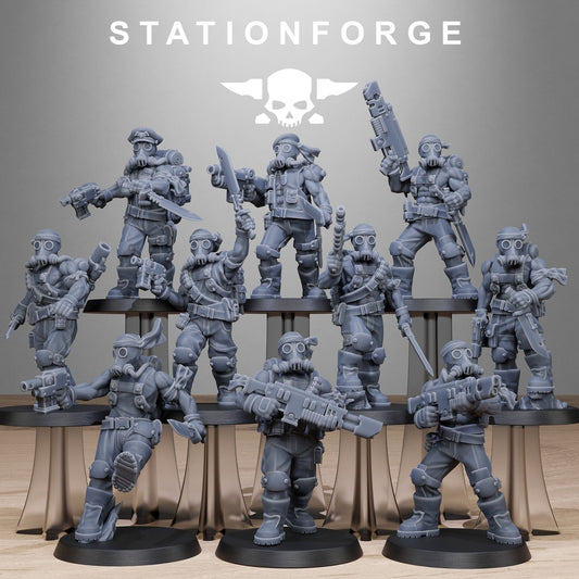 GrimGuard Jungle Fighters Resin Miniature Figure product image