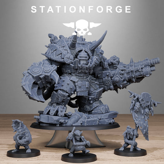Da Grandest Nutta Resin Miniature Figure alternate view 2