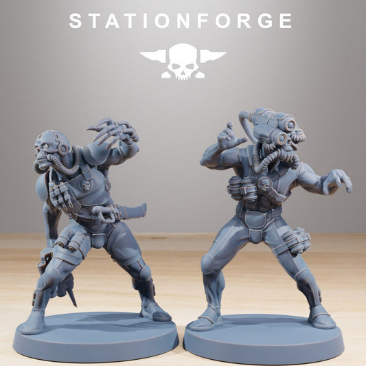 GrimCorp Bounty Hunters x10 Resin Miniatures Set alternate view 2