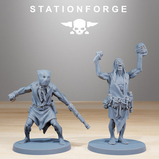 Corrupted Guard Fanatics x10 Resin Miniatures Set alternate view 2