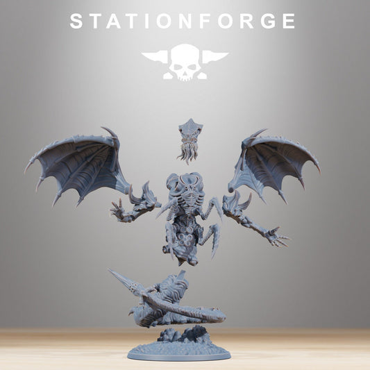 Xenarid Wormaak Resin Boss Miniature alternate view 2