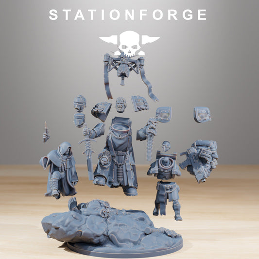 Socratis Grand Master Resin Miniature Figure alternate view 2