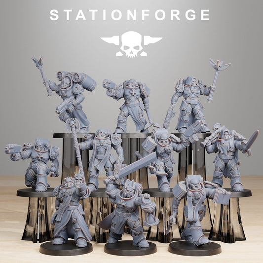 Socratis Reverands Resin Miniature Figure product image