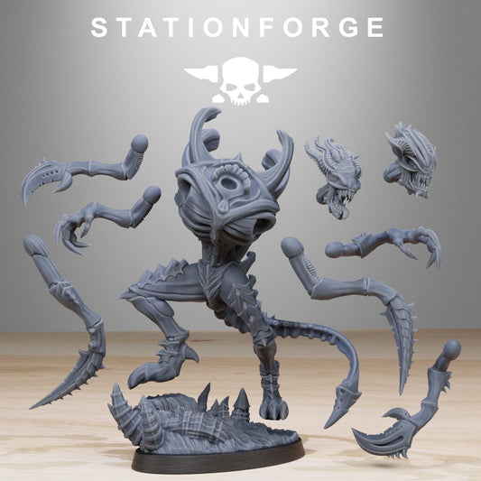 Xenarid Void Stalker Resin Miniature Figure alternate view 2