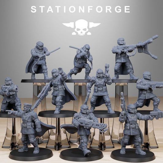 Vaskar Xeno Hunters Resin Miniature Figure alternate view 2