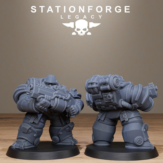 Ironvale Heavies Resin Miniature Figure alternate view 2